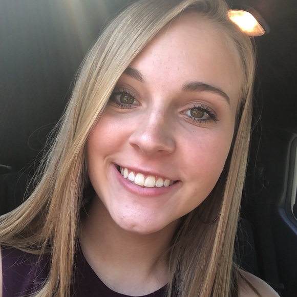 Meet your Posher, Gracie - Picture 1 of 1